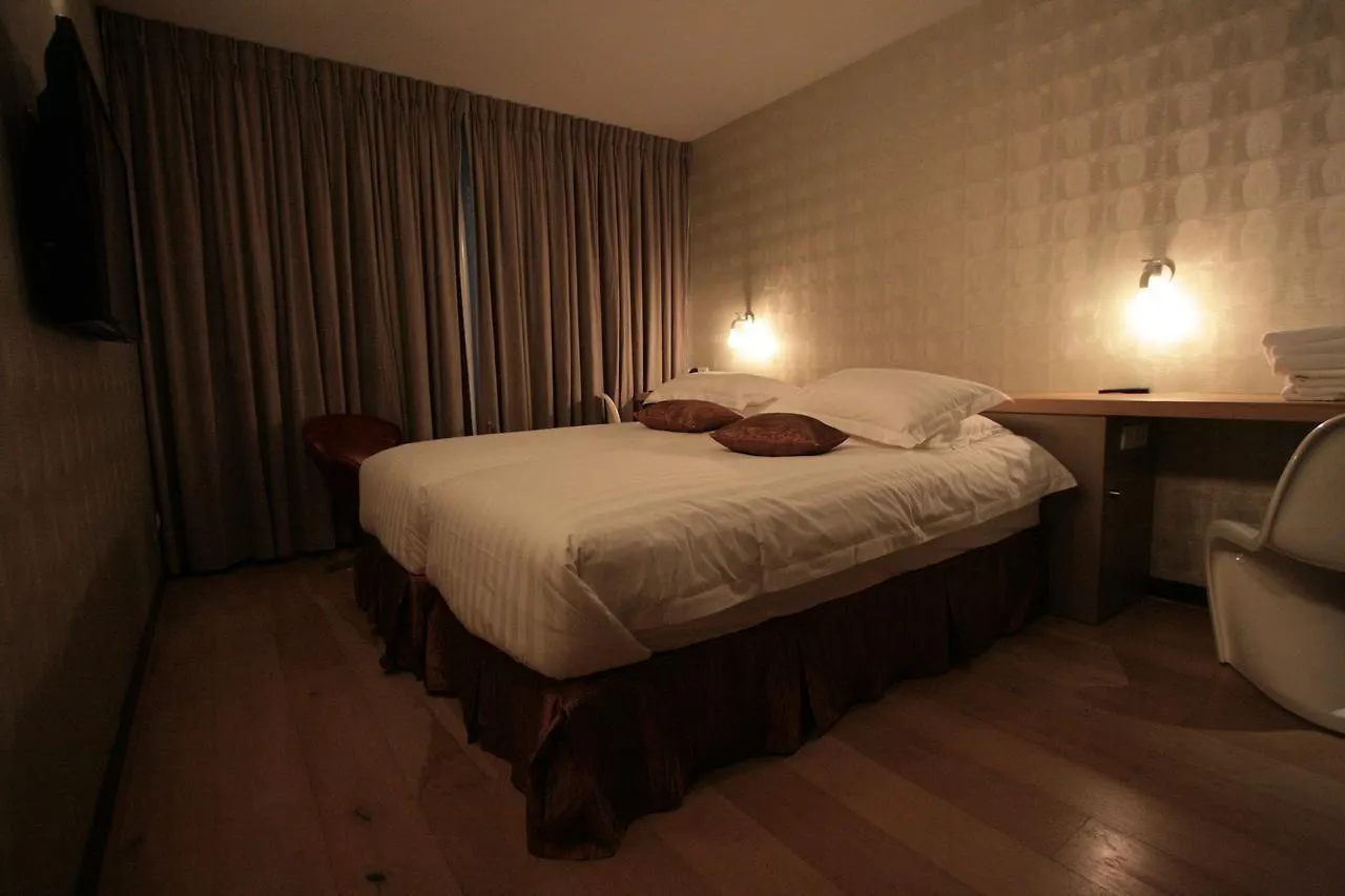 Amosa Liege City Centre Hotel
