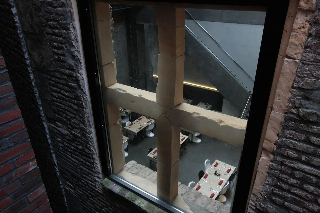 Amosa Liege City Centre Hotel 4*,