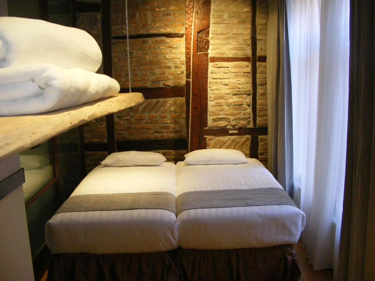 Amosa Liege Hotel